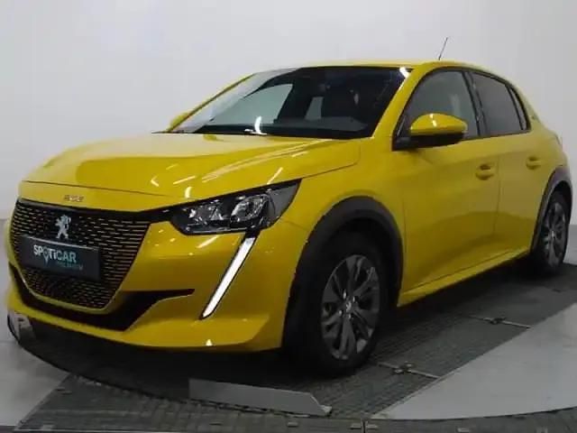 Jaune Occasion 2021 Peugeot 208 Allure Citadine | 14 790 € - Image 1/4