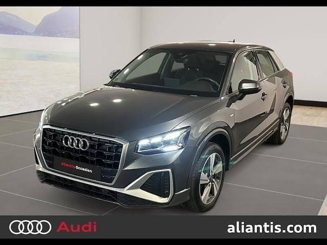 Gris daytona nacré Utilisé 2021 Audi Q2 Advanced Plus SUV | 29 980 € (Prix cher) - Image 1/4
