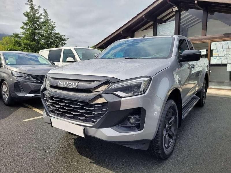 Nouvelle Isuzu D-Max 165 ch (121 kW) 2025 Gris Pick-up