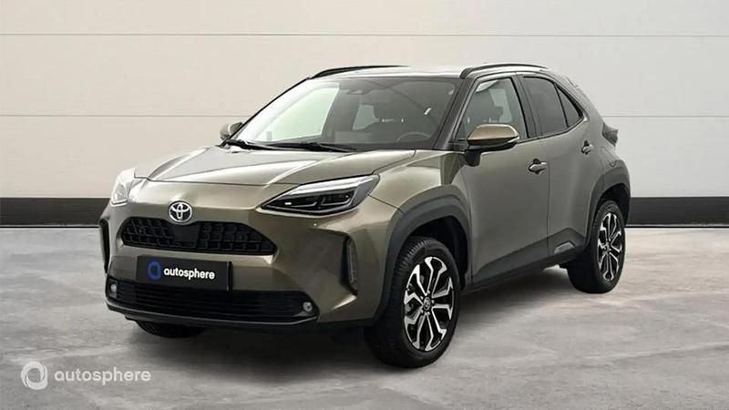 Utilisé 2024 Toyota Yaris Cross Design SUV | 22 999 € (Prix juste) - Image 1/4