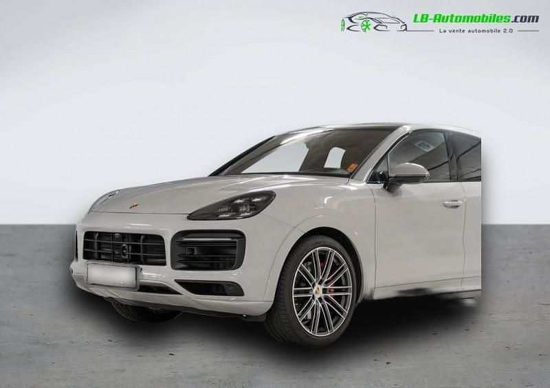 Utilisé 2023 Porsche Cayenne GTS SUV | 125 600 € (Prix assez cher) - Image 1/4