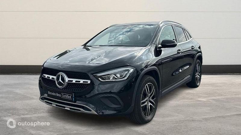 Noir Utilisé 2022 Mercedes GLA200 Progressive SUV | 32 799 € (Prix juste) - Image 1/4