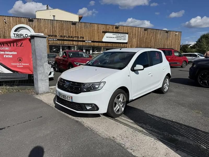 Blanc Occasion 2019 Dacia Sandero Lauréate Citadine | 8 990 € (Super prix) - Image 1/4