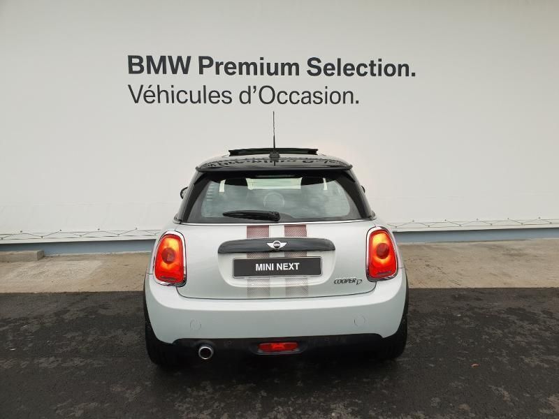 Occasion Mini Cooper D 116 ch (85 kW) 2017 White silver Citadine