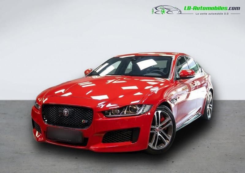 Utilisé 2017 Jaguar XE Supercharged Berline | 33 200 € - Image 1/4