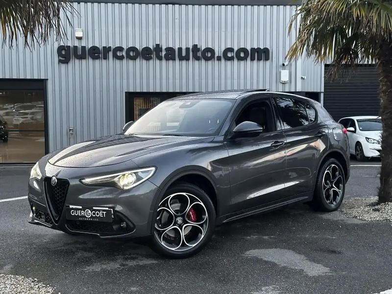 Gris Occasion 2022 Alfa Romeo Stelvio Sprint SUV | 29 990 € (Prix juste) - Image 1/4