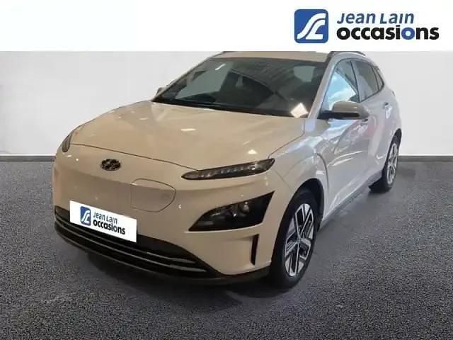 Blanc Utilisé 2023 Hyundai Kona SUV | 19 490 € (Prix juste) - Image 1/4