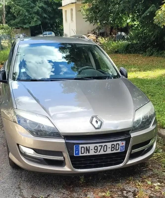 Utilisé 2015 Renault Laguna III LIMITED Break | 4 500 € (Prix juste) - Image 1/4