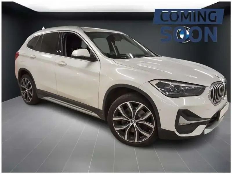 Blanc Utilisé 2019 BMW X1 xLine SUV | 29 990 € (Prix juste) - Image 1/4