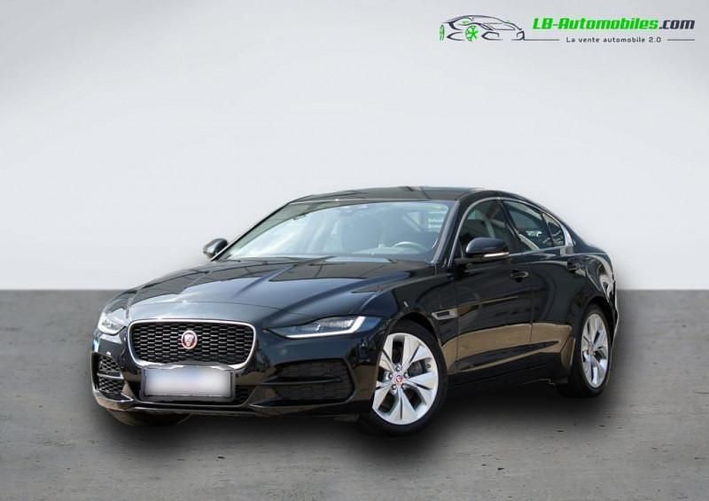 Utilisé 2020 Jaguar XE Berline | 33 400 € - Image 1/4