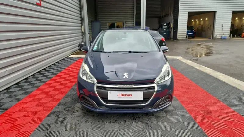 Image 2/4