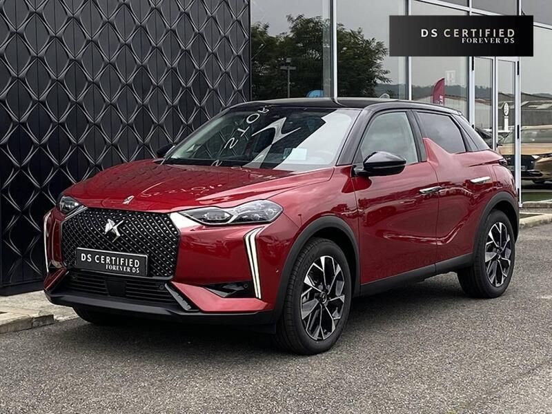 Rouge Utilisé 2022 DS Automobiles DS3 Crossback E-Tense Rivoli SUV | 29 900 € (Prix cher) - Image 1/4