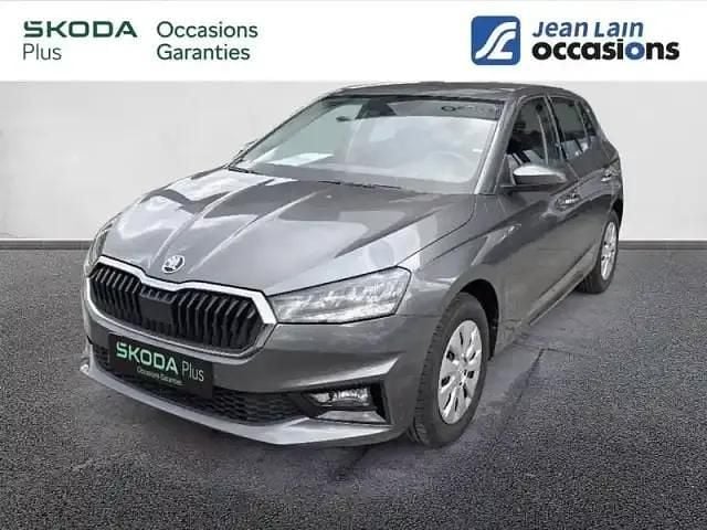 Gris graphite Utilisé 2025 Skoda Fabia Berline | 16 990 € (Super prix) - Image 1/4