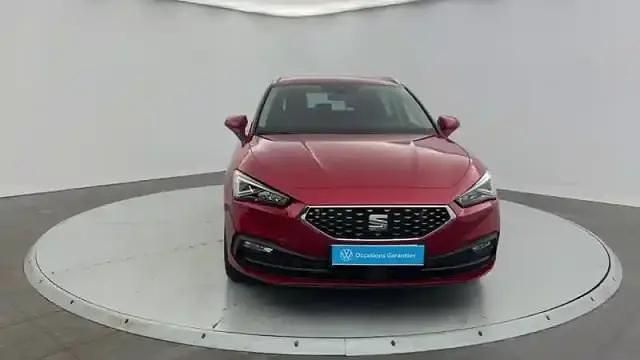 Rouge Utilisé 2023 Seat Leon FR Break | 27 888 € - Image 1/4