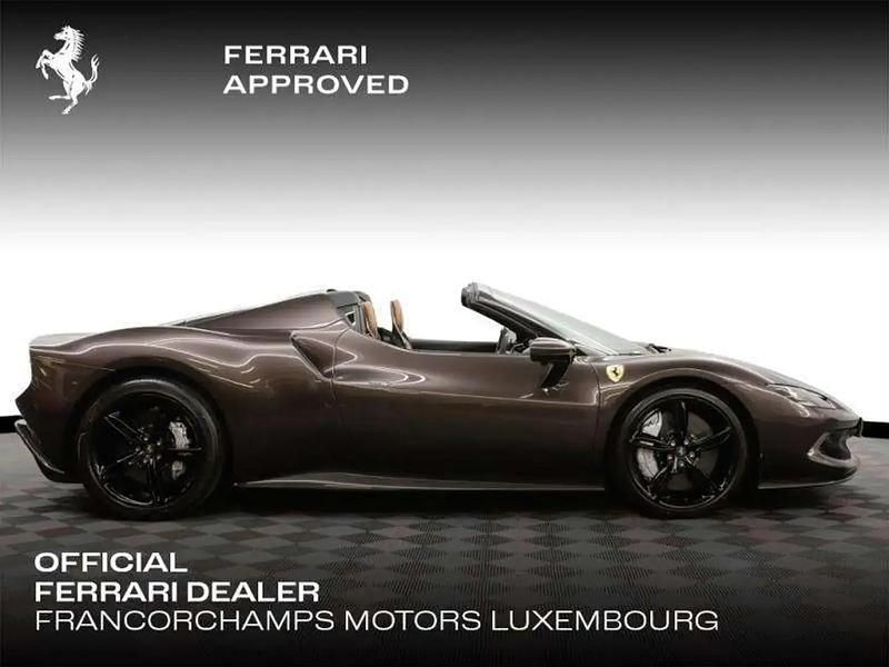 Occasion Ferrari 296 663 ch (487 kW) 2025 Brun Citadine