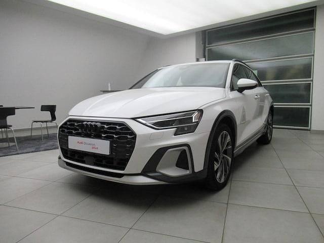 Blanc arcona Occasion 2025 Audi A3 | 37 877 € - Image 1/4