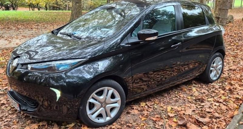 Utilisé 2015 Renault Zoe Citadine | 3 990 € (Bon prix) - Image 1/4