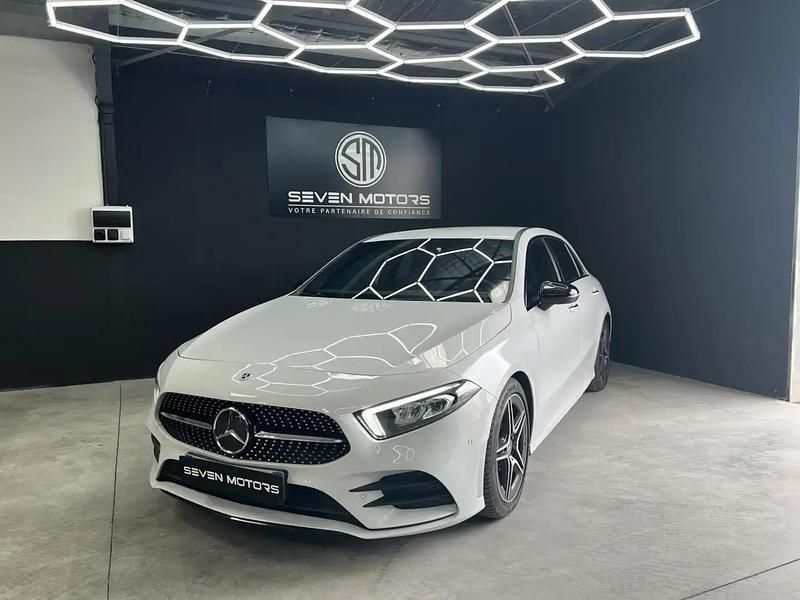 Blanc Utilisé 2022 Mercedes 200 AMG line Berline | 29 990 € (Prix juste) - Image 1/4
