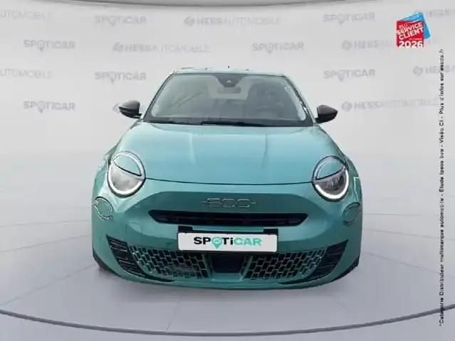 Vert Occasion 2024 Fiat 600 SUV | 19 999 € (Prix juste) - Image 1/3