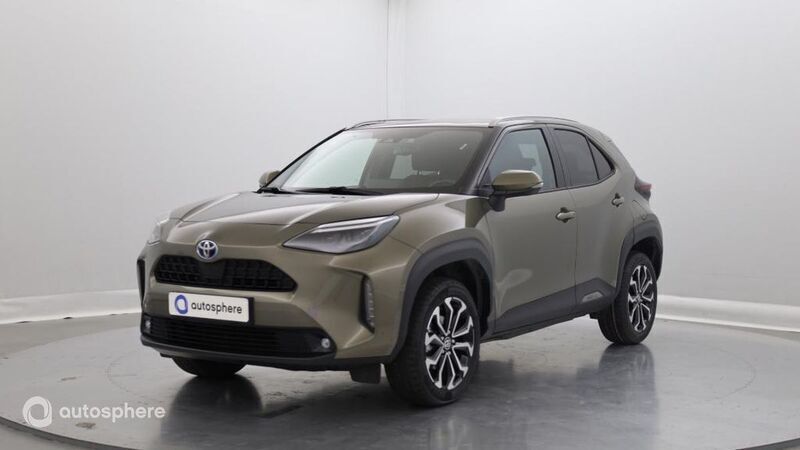 Blanc Utilisé 2022 Toyota Yaris Cross Design SUV | 22 999 € (Prix juste) - Image 1/4