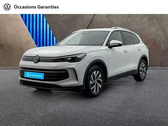 Utilisé 2024 VW Tiguan Edition SUV | 41 480 € (Prix juste) - Image 1/4