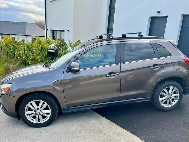 Brun Utilisé 2012 Mitsubishi ASX Instyle SUV | 7 500 € - Image 1/4