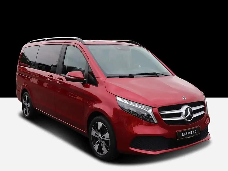 Rouge Utilisé 2024 Mercedes V250 Edition Monospace | 63 588 € - Image 1/4