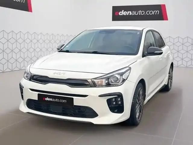 Clear white Occasion 2022 Kia Rio Berline | 14 900 € (Bon prix) - Image 1/4