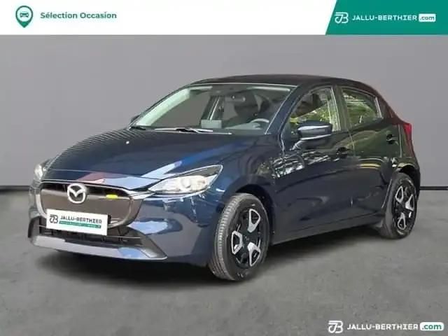 Deep crystal blue mica Utilisé 2024 Mazda 2 Center-Line Berline | 17 480 € - Image 1/4
