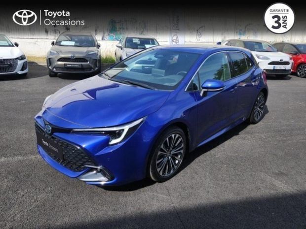 Bleu Utilisé 2024 Toyota Corolla Design | 27 490 € (Bon prix) - Image 1/4
