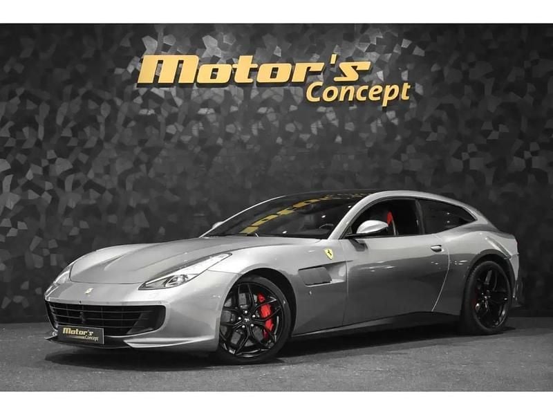 Argent Utilisé 2017 Ferrari GTC4Lusso Break | 194 861 € - Image 1/4