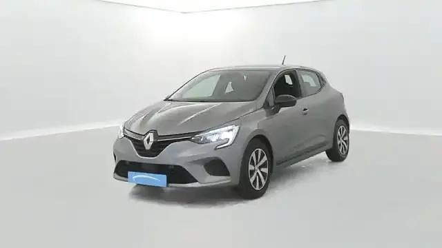 Gris titanium Occasion 2022 Renault Clio V Berline | 13 890 € (Prix juste) - Image 1/4