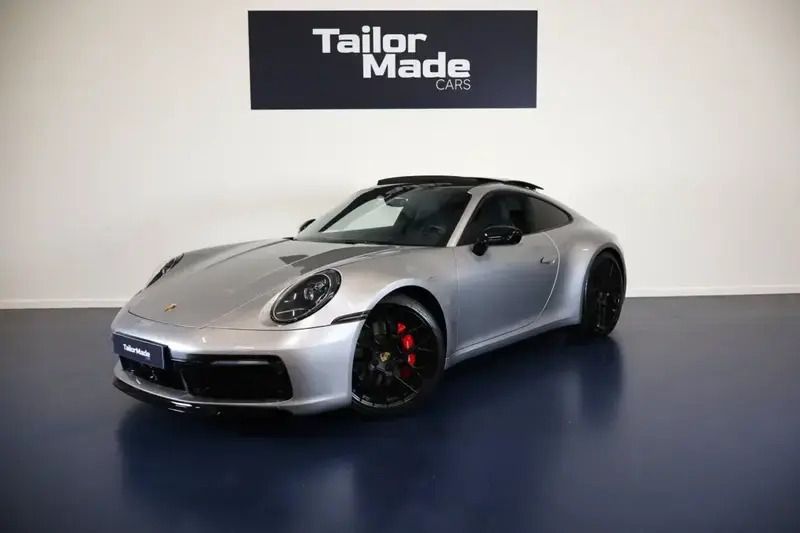 Utilisé 2019 Porsche 911 Carrera 4S Coupé | 139 900 € (Bon prix) - Image 1/4