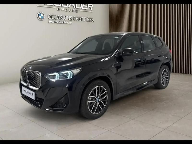 Noir Occasion 2024 BMW iX1 M Sport SUV | 41 990 € (Prix cher) - Image 1/4