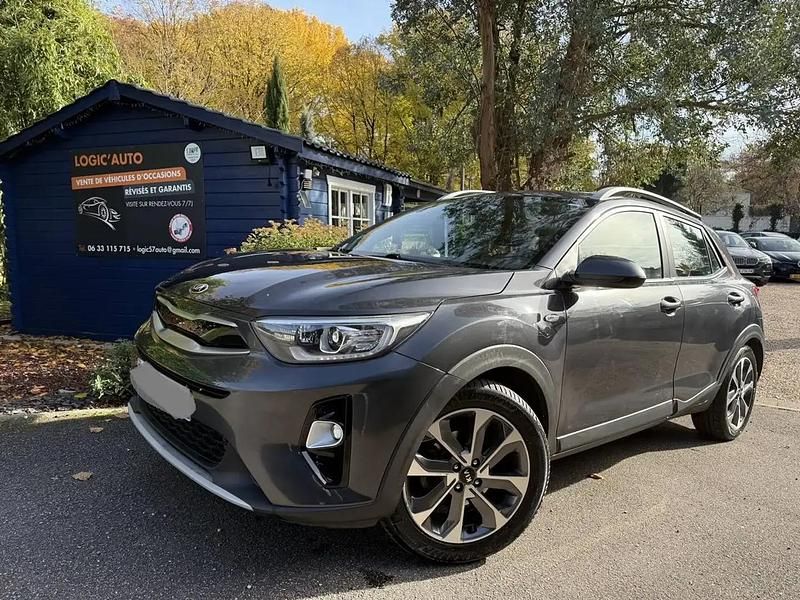 Gris Occasion 2019 Kia Stonic Active SUV | 14 990 € (Prix juste) - Image 1/4