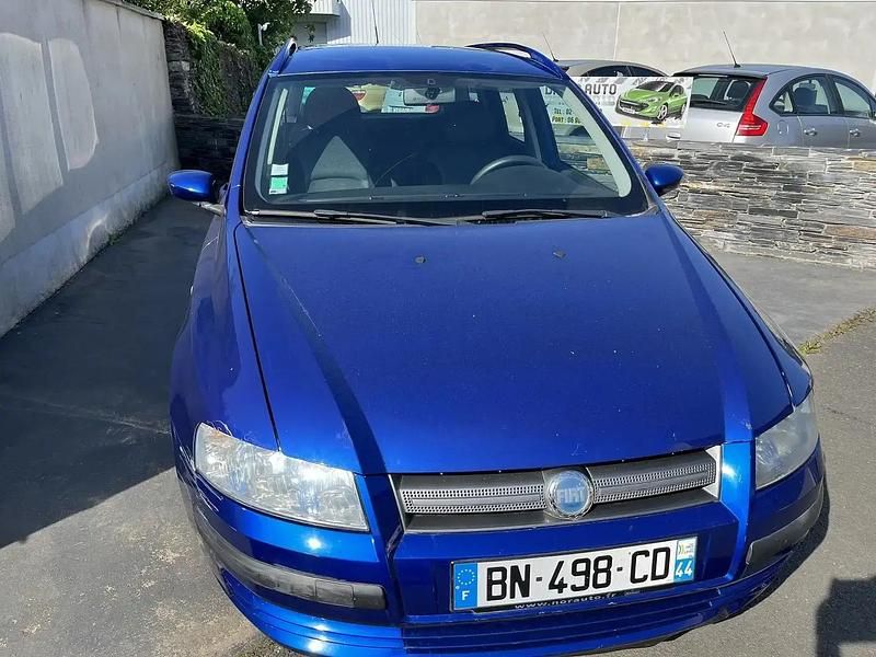 Occasion Fiat Stilo 122 ch (89 kW) 2006 Bleue Break