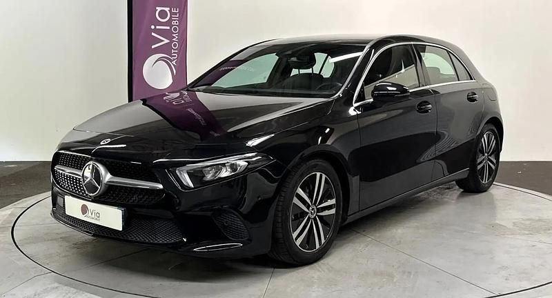 Noir Utilisé 2021 Mercedes 180 Progressive Berline | 21 999 € (Prix juste) - Image 1/4