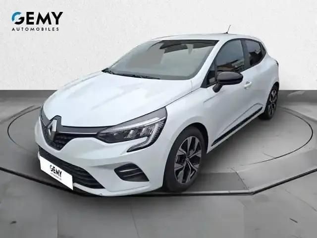 Blanc Utilisé 2023 Renault Clio V Evolution Berline | 20 980 € (Prix assez cher) - Image 1/4