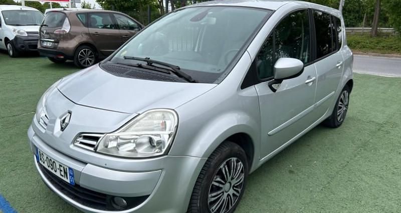Utilisé 2010 Renault Grand Modus Dynamique Monospace | 4 990 € - Image 1/4