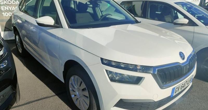 Utilisé 2024 Skoda Kamiq Active SUV | 18 980 € (Prix juste) - Image 1/4