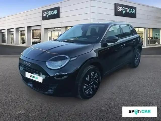 Onyx black Nouvelle 2025 Fiat 600 Pop SUV | 24 999 € (Bon prix) - Image 1/4