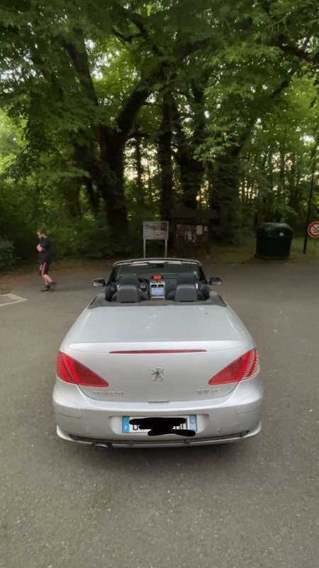 Image 3/4
