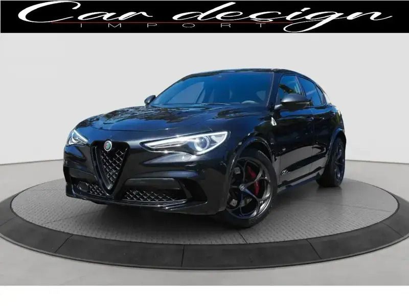 Noir Occasion 2019 Alfa Romeo Stelvio Quadrifoglio SUV | 46 900 € (Super prix) - Image 1/4