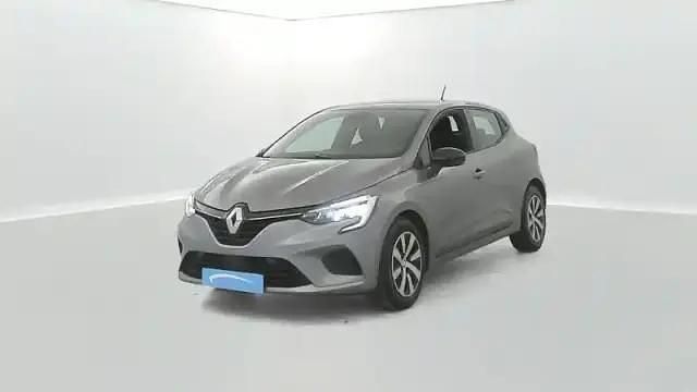 Gris schiste Occasion 2023 Renault Clio V Berline | 14 270 € (Prix juste) - Image 1/4