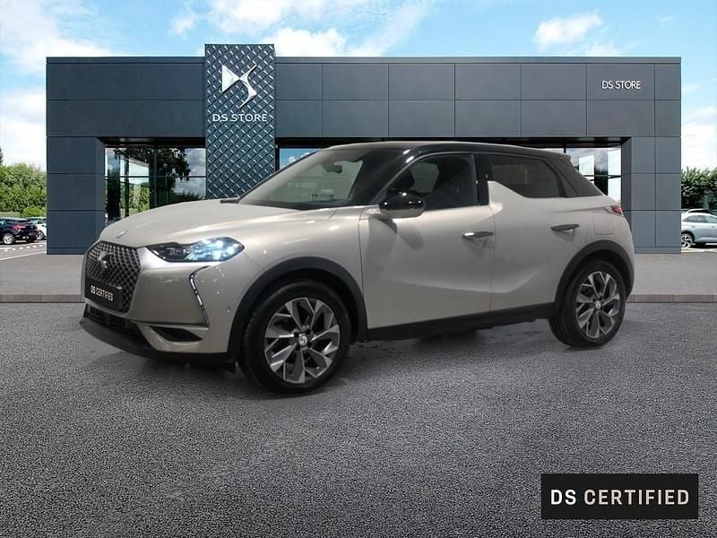Gris Utilisé 2021 DS Automobiles DS3 Crossback E-Tense Grand Chic SUV | 18 890 € (Prix juste) - Image 1/4