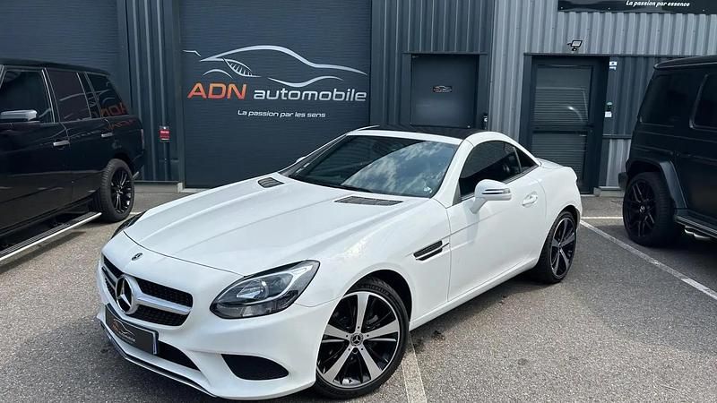 Blanc Utilisé 2017 Mercedes SLC180 Cabriolet | 29 900 € - Image 1/4