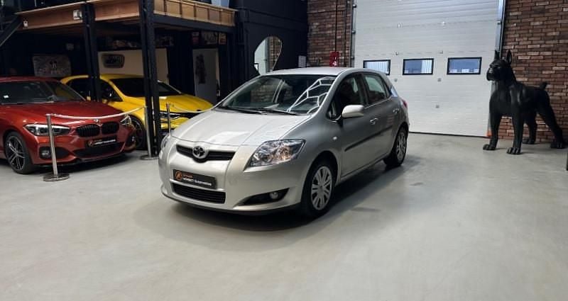 Utilisé 2009 Toyota Auris Sol Berline | 6 990 € - Image 1/4