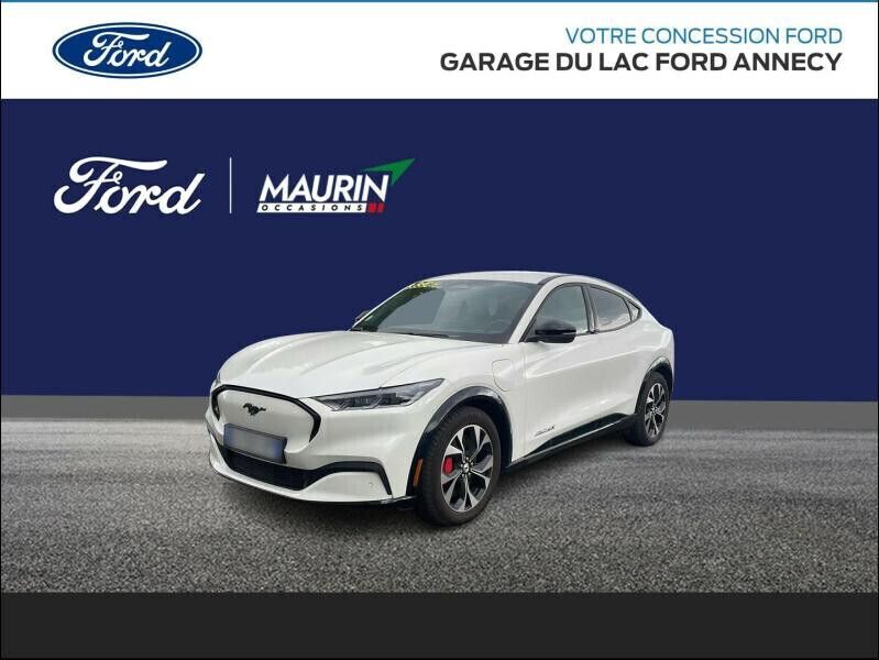 Blanc Utilisé 2022 Ford Mustang Mach-E Extended Range SUV | 48 590 € (Prix cher) - Image 1/4