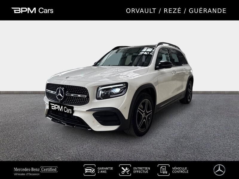 Blanc Utilisé 2022 Mercedes GLB200 AMG line SUV | 42 990 € (Prix assez cher) - Image 1/4