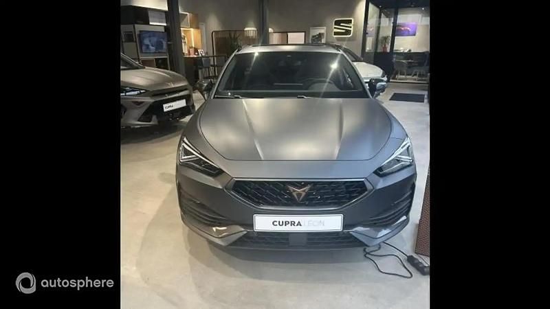 Gris Utilisé 2024 Cupra Leon VZ Break | 52 999 € - Image 1/4